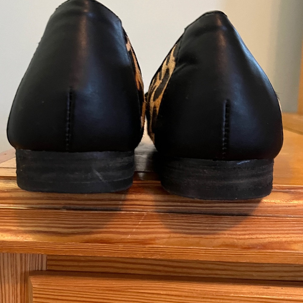Me Too Genuine Cow Fur Leopard Flats Sz 8 NWOB - Picture 6 of 9
